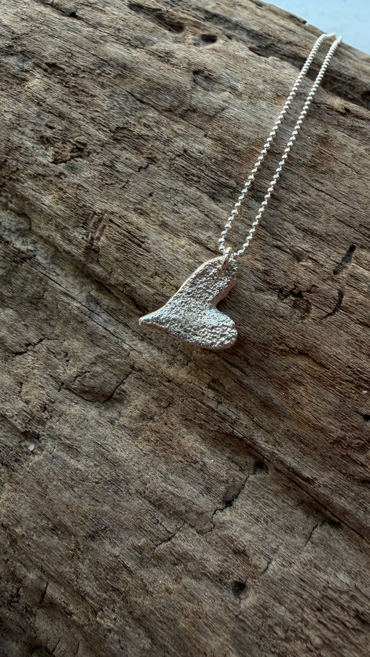 SandTrack Heart - Silver Necklace | Lofoten Jewelry