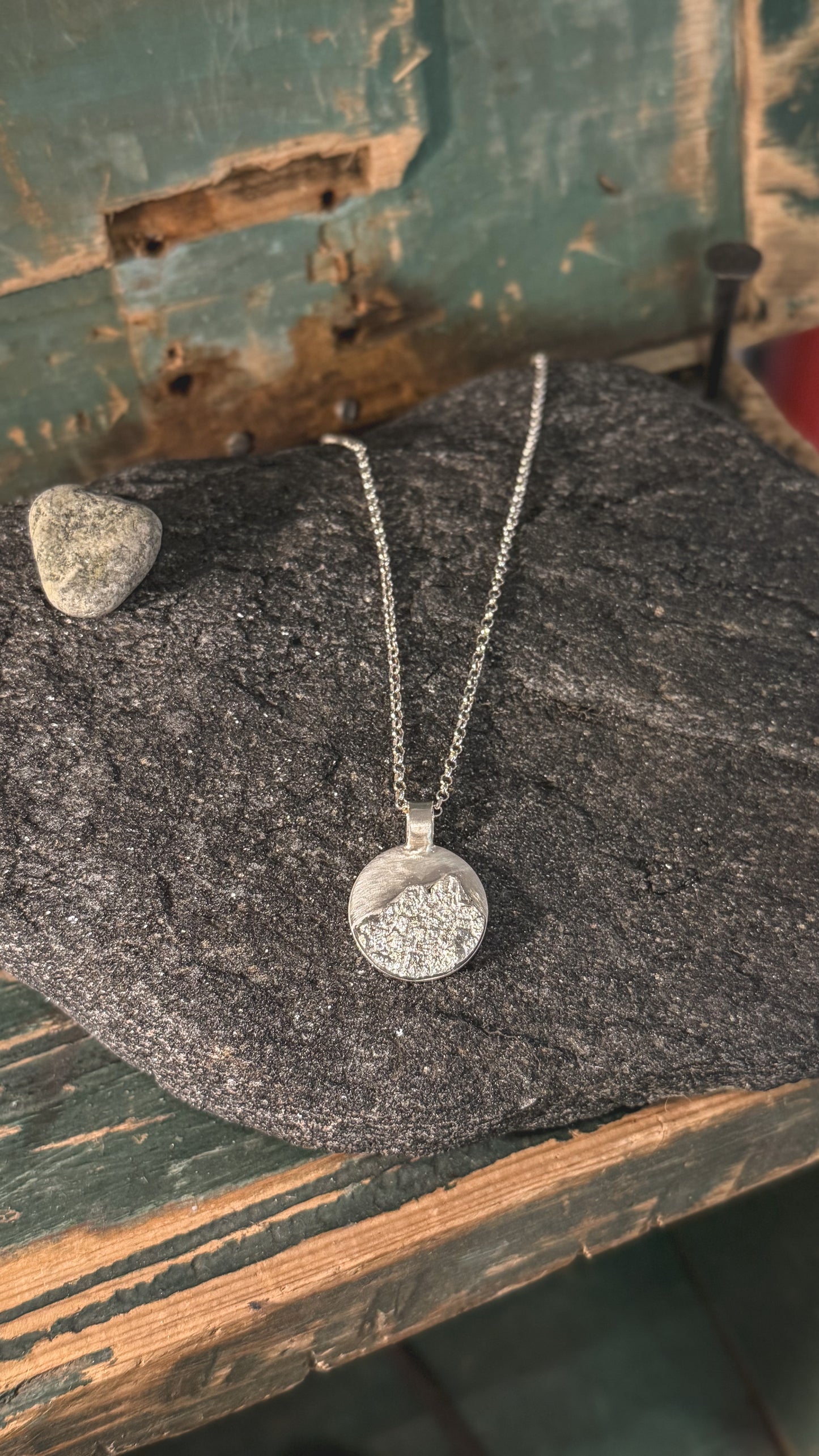 Vågakallen - Halskjede i sølv | Lofoten Jewelry