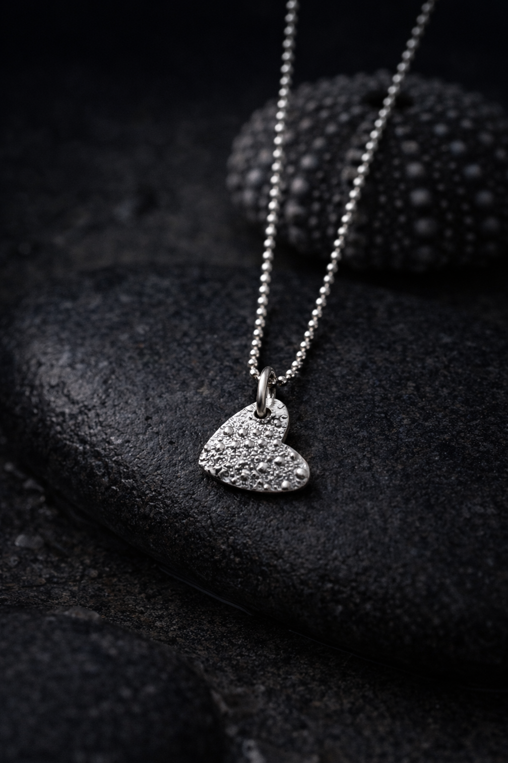 Lofoten Jewelry Sølv Halskjede "Kråkebolle Hjerte"