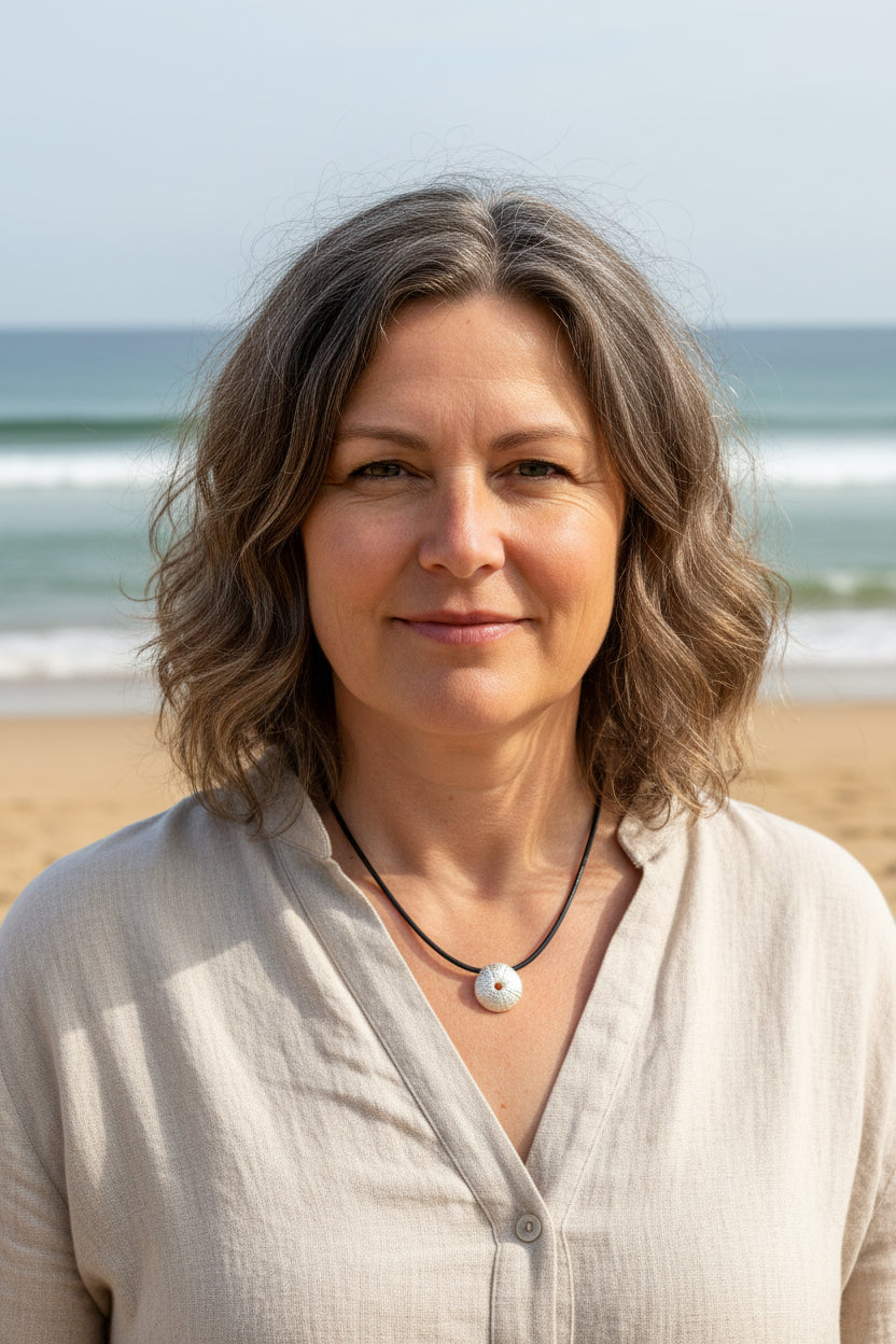 Lofoten Schmuck Lederhalskette "Kleiner Seeigel"